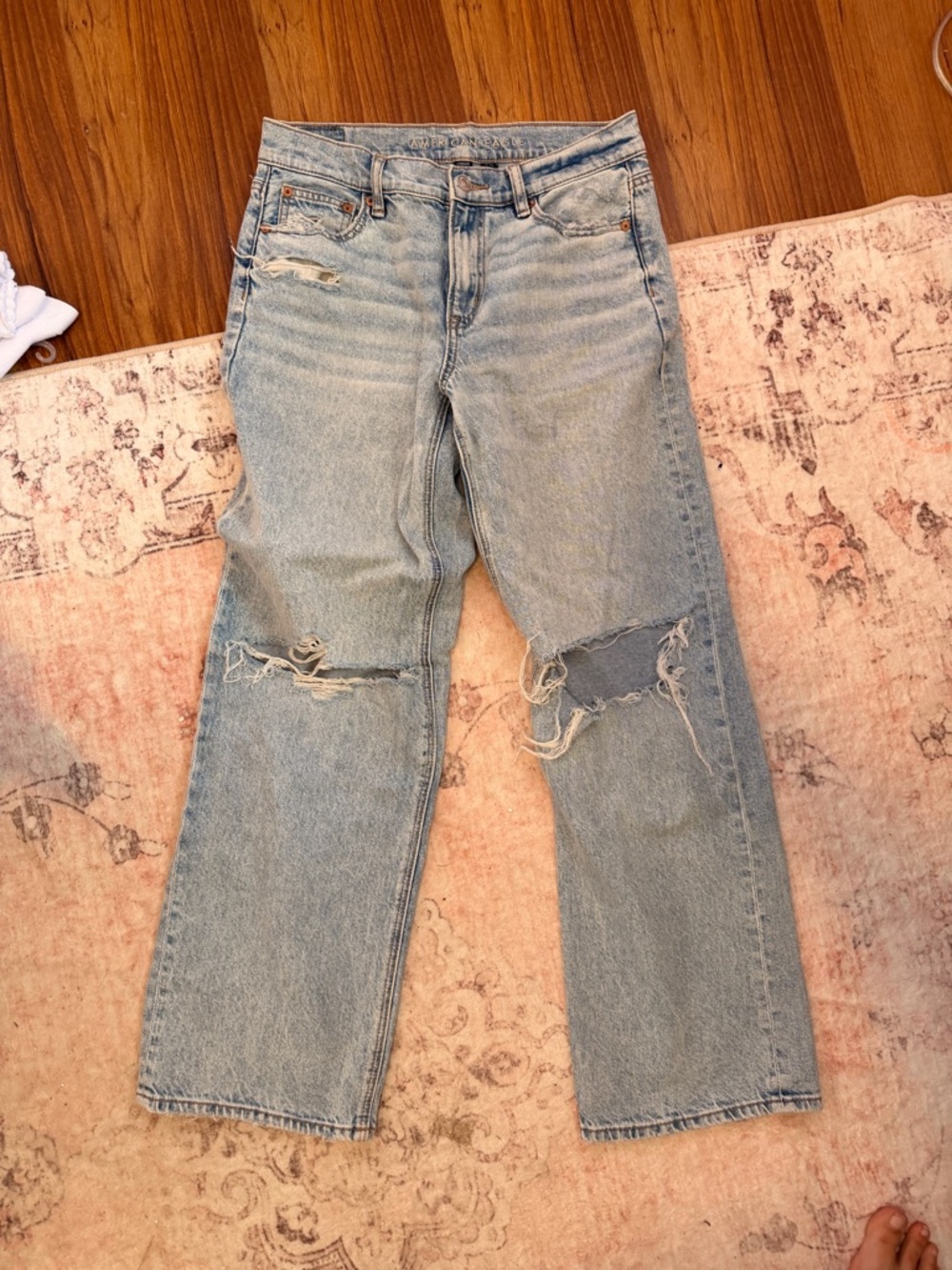 American Eagle Outfitters Light Blue Ripped Boyfriend Jeans